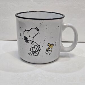 Peanuts Dancing Snoopy & Woodstock 20 oz White & Black Ceramic Mug NWT